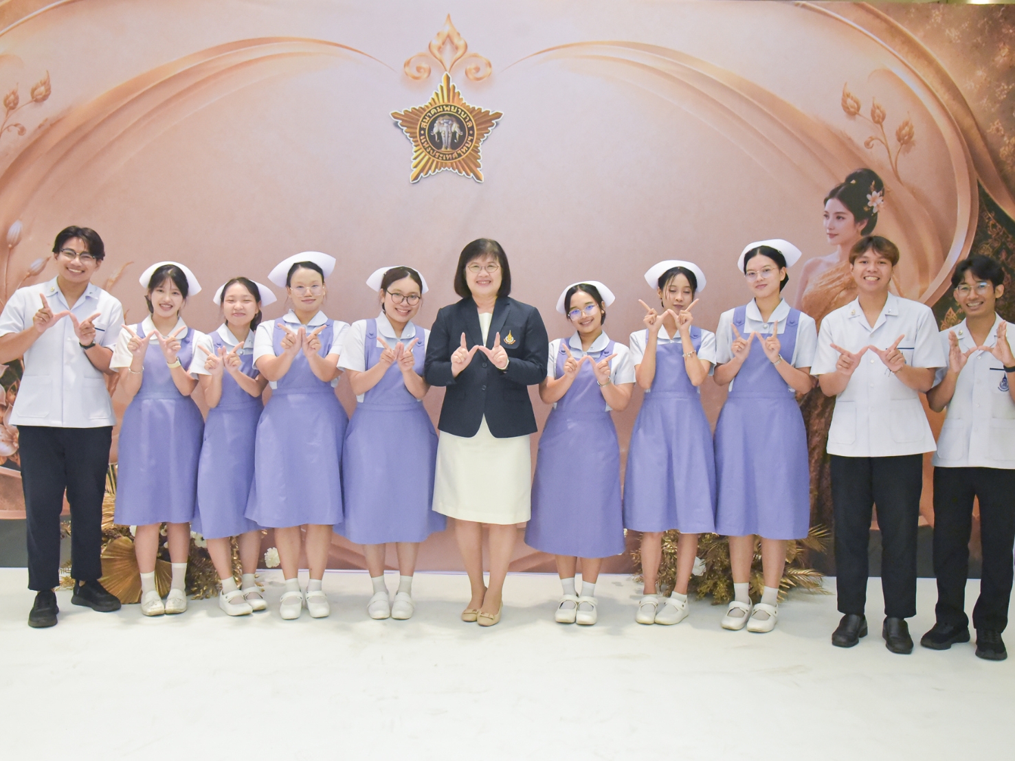 คณะพยาบาลศาสตร์ ร่วมงานประชุมวิชาการ สมาคมพยาบาลแห่งประเทศไทยฯ สาขาภาคใต้Our Nurses. Our Future. Empowered Nurses Save Lives Empowered Nurses for a Changing World: Leadership, Safety, AI and Compassionate Care พลังพยาบาลสู่โลกที่เปลี่ยนแปลง: ภาวะผู้นำ ความปลอดภัย AI และการดูแลด้วยหัวใจแห่งความเมตตา