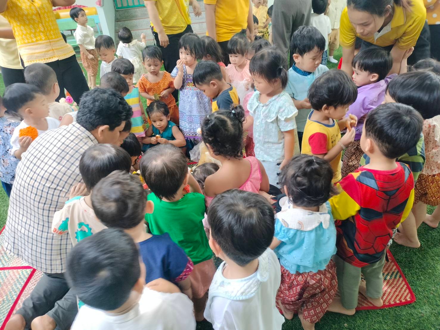 กิจกรรมเรียนรู้ หนูน้อยอนุรักษ์สืบสานประเพณีท้องถิ่น (วันสารทเดือนสิบ) 