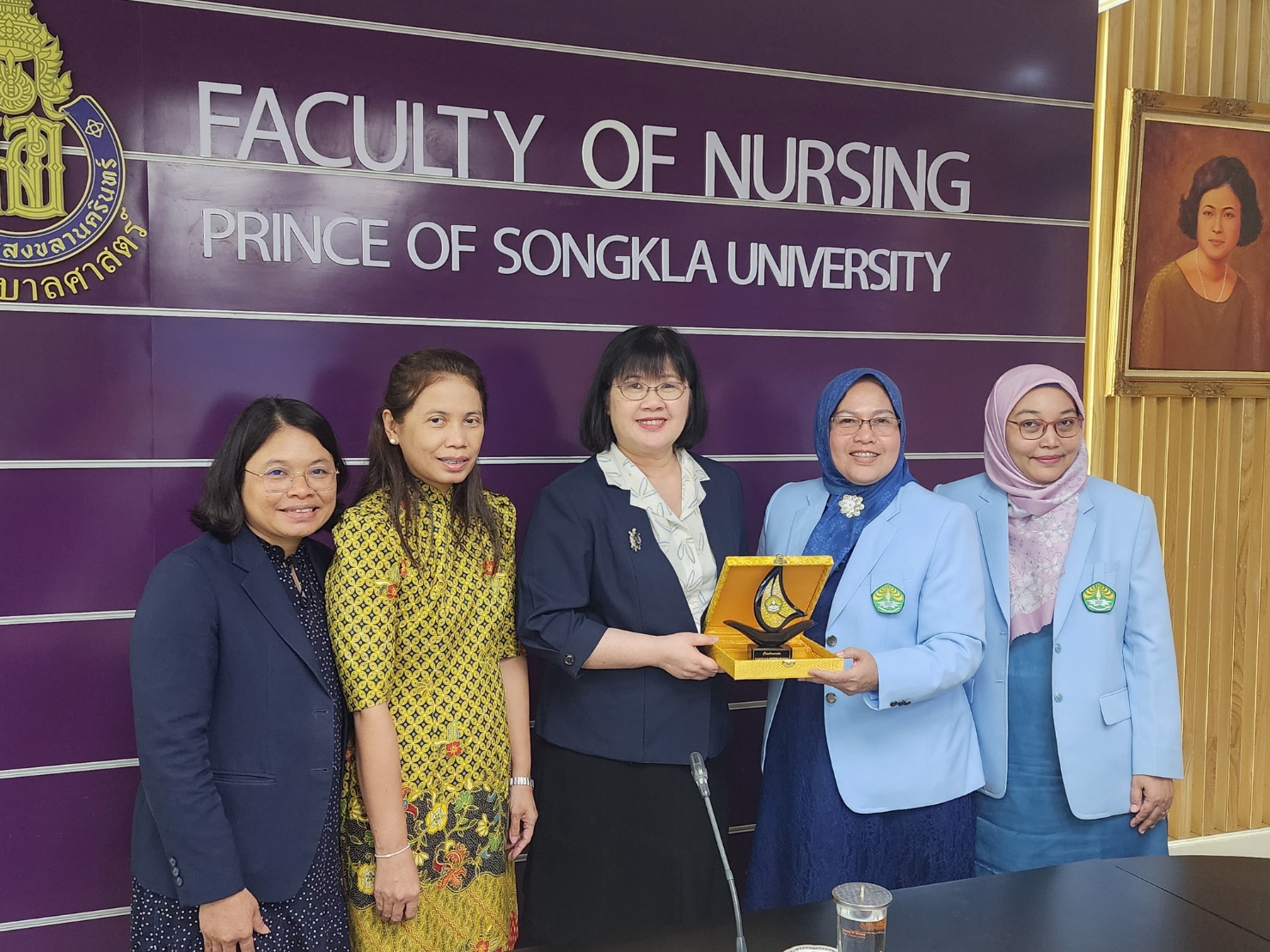 PSU Faculty of Nursing welcomes delegates from the Faculty of Nursing, Universitas Riau, Indonesia