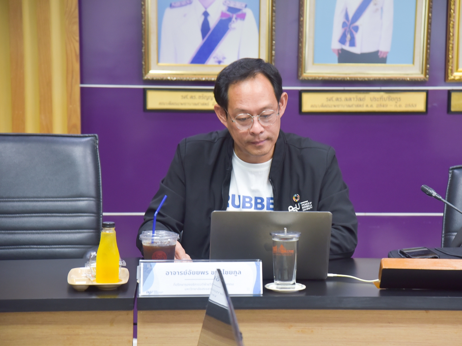 คณะพยาบาลศาสตร์ จัดโครงการประชุมเชิงปฏิบัติการเรื่อง วิจัยและนวัตกรรมยางพาราเพื่อการพยาบาล Batch 3
