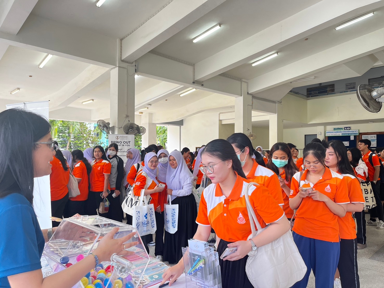 คณะพยาบาลศาสตร์ จัดโครงการตลาดนัดวิชาชีพ (Ready to Work) 