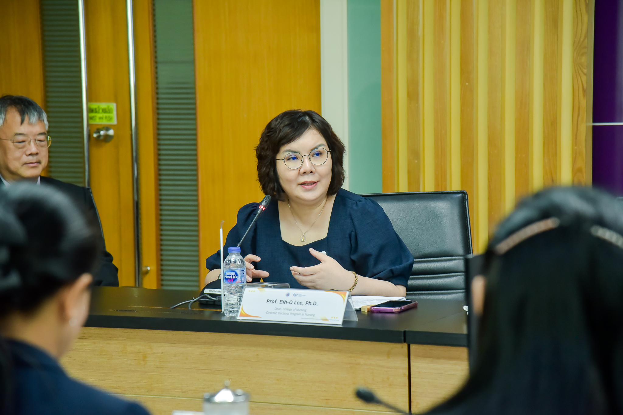Representatives from Kaohsiung Medical Center, Taiwan, visited the Faculty of Nursing